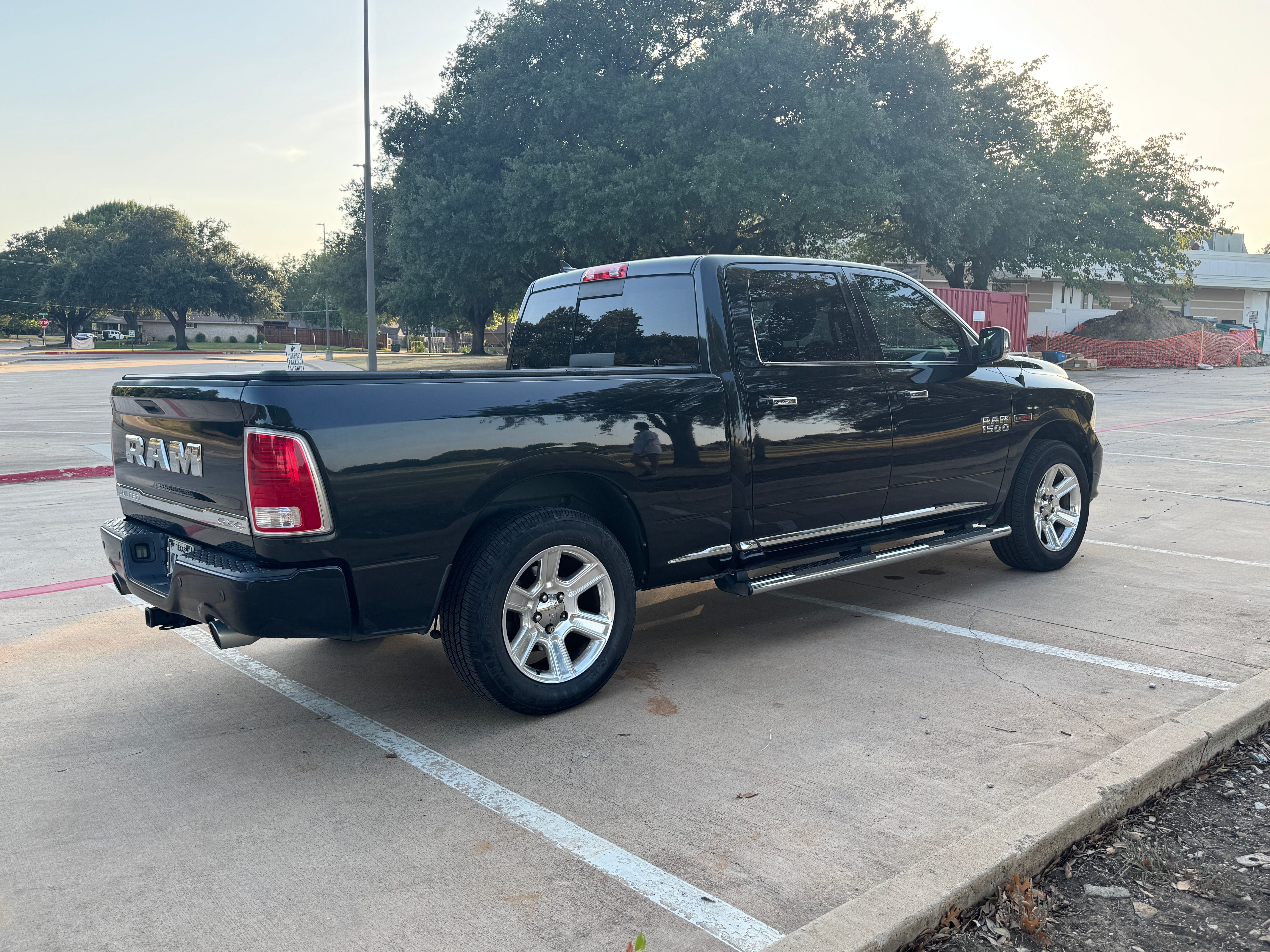 Used 2016 RAM 1500 Limited AWD/4WD image 6