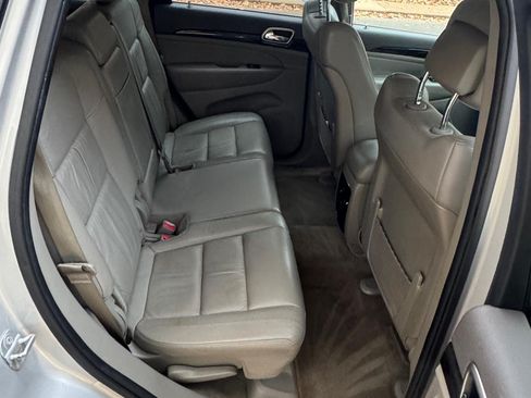 Used 2013 Jeep Grand Cherokee Laredo image 8