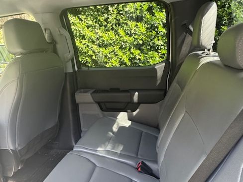 Used 2023 Ford F250 XL w/ XL Chrome Package image 22