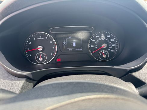 Used 2016 Kia Sorento EX FWD image 6