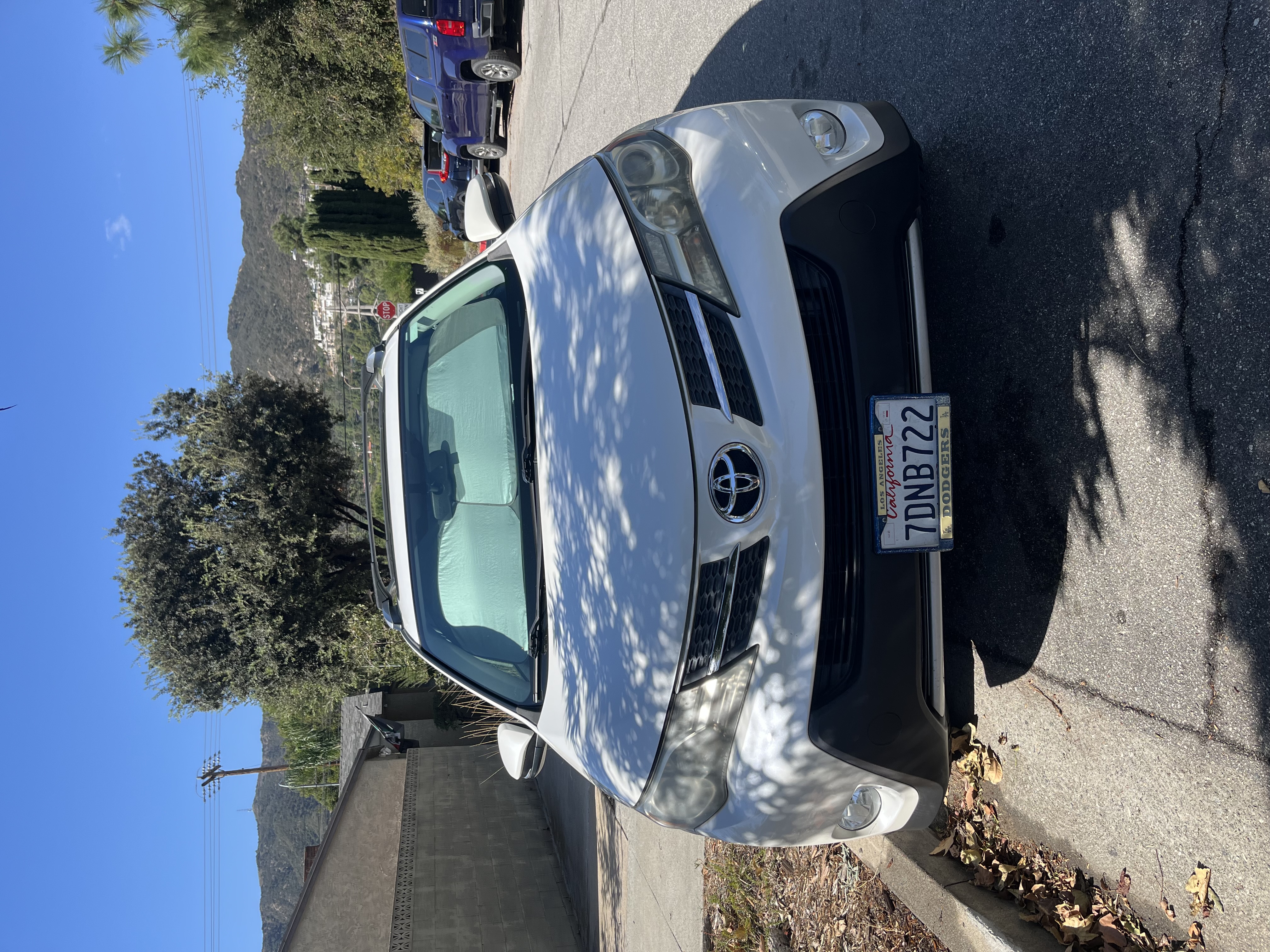 Used 2013 Toyota RAV4 Limited FWD image 2