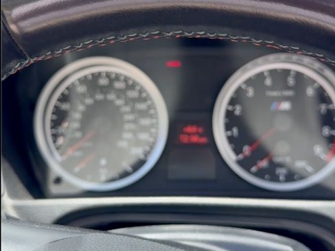 Used 2011 BMW M3 Convertible RWD image 21