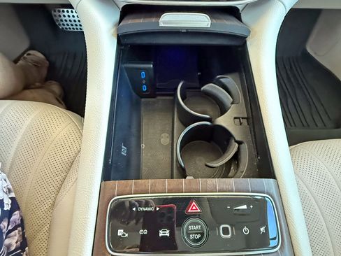 Used 2023 Mercedes-Benz EQS 580 EQS 580 4MATIC Sedan 4D image 21