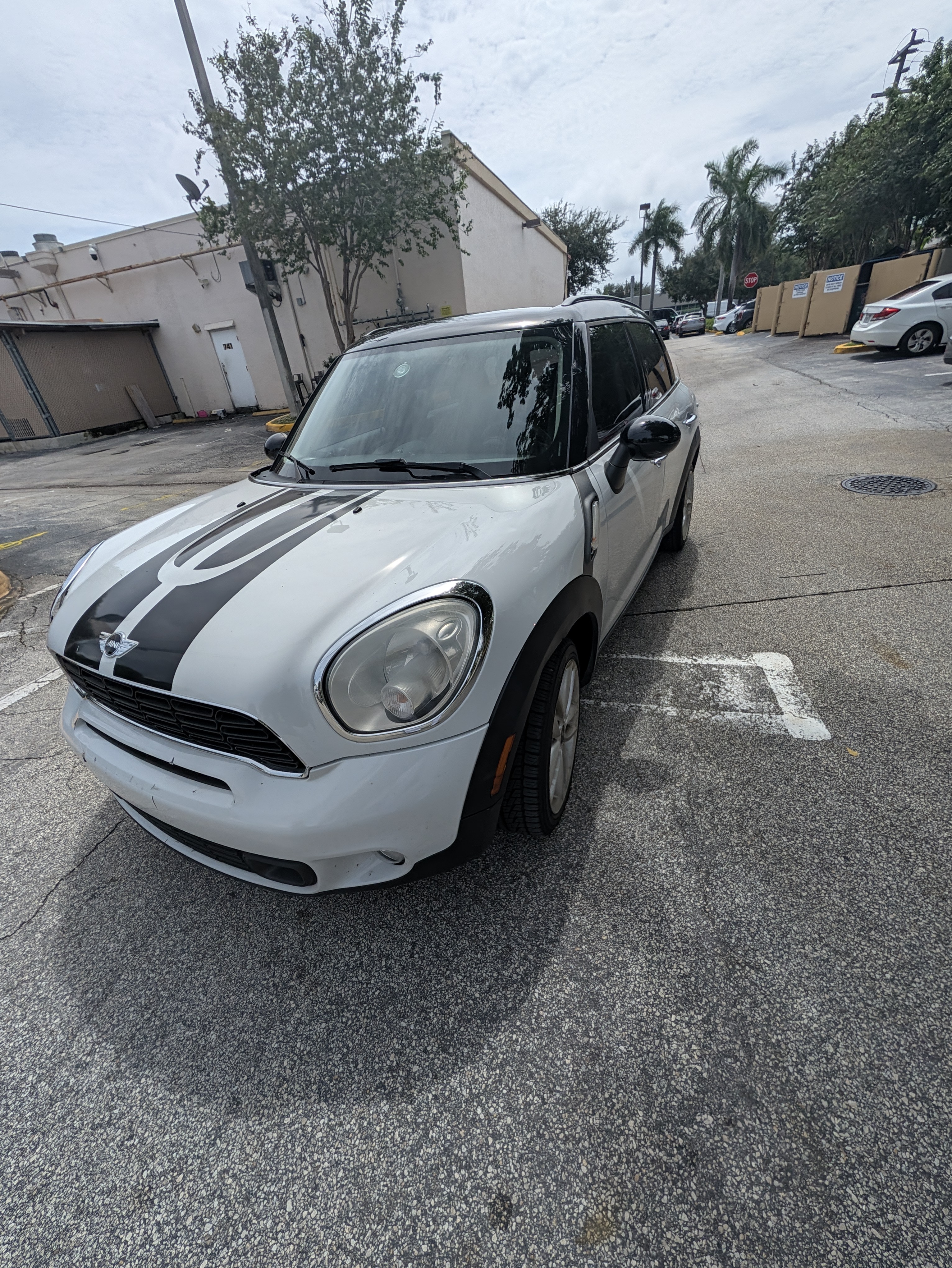 Used 2014 MINI Cooper Countryman S FWD image 4