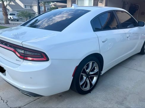 Used 2015 Dodge Charger SXT w/ Premium Group RWD image 5