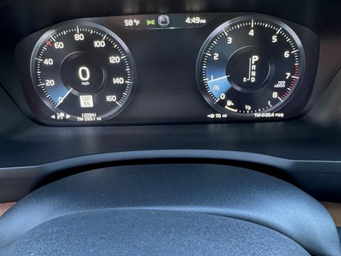 Used 2018 Volvo XC90 T6 Inscription w/ Convenience Package image 11