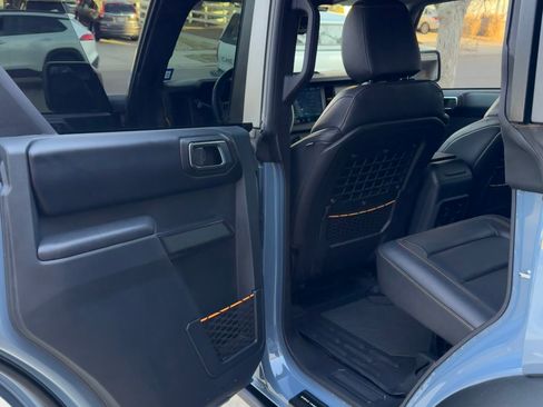 Used 2024 Ford Bronco Badlands image 11
