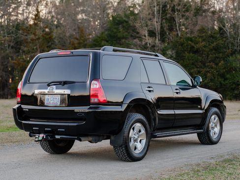 Used 2007 Toyota 4Runner Sport image 8
