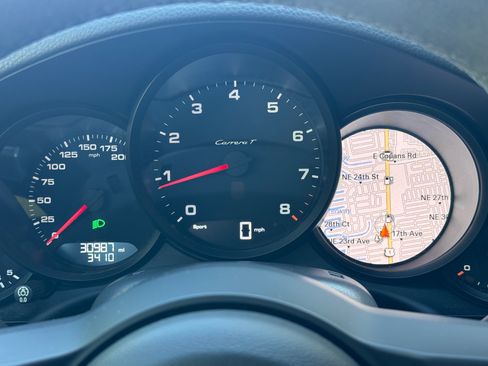 Used 2018 Porsche 911 Carrera T image 29