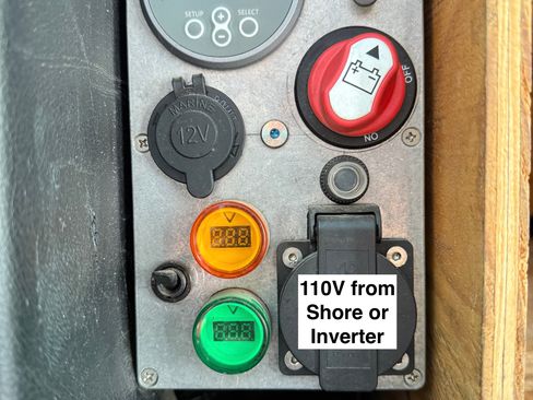 Used 2013 Toyota Land Cruiser image 11