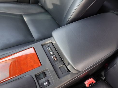 Used 2010 Lexus RX 450h AWD image 17