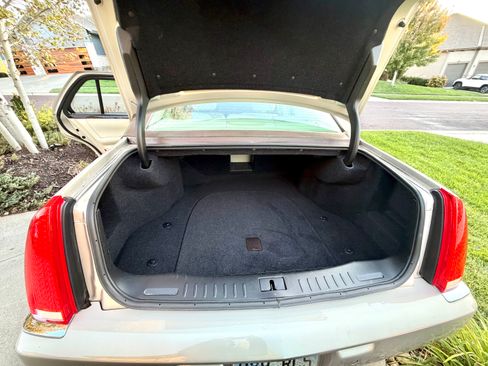 Used 2009 Cadillac DTS image 10