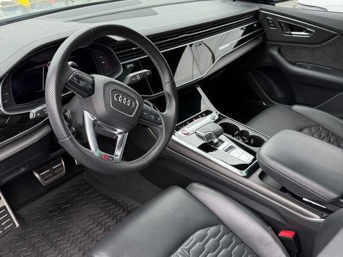 Used 2022 Audi RS Q8 Sport Utility 4D image 6