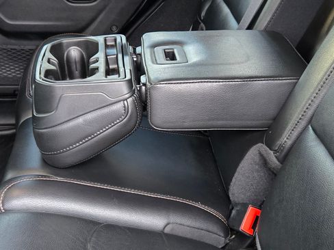 Used 2022 Jeep Wrangler Unlimited Rubicon 392 w/ Trailer Tow Package image 27