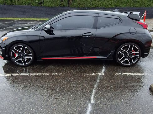 Used 2022 Hyundai Veloster N N Coupe 3D image 5