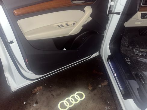 Used 2022 Audi Q5 2.0T Premium image 17