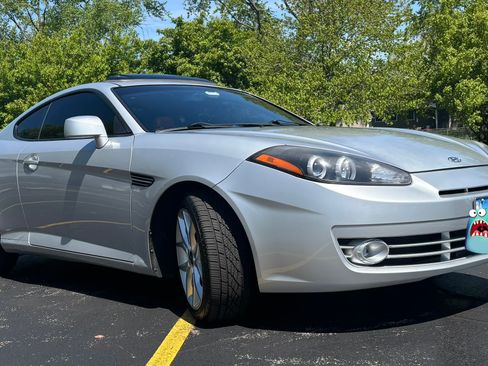 Used 2008 Hyundai Tiburon SE FWD image 9