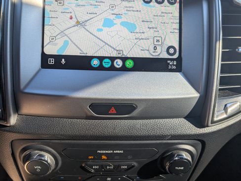 Used 2019 Ford Ranger XLT w/ Equipment Group 302A Luxury image 9