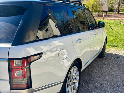 Used 2016 Land Rover Range Rover HSE AWD/4WD image 10