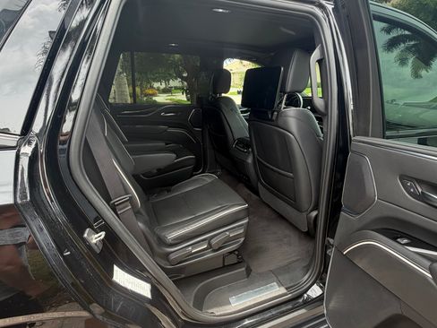 Used 2023 Cadillac Escalade Sport AWD/4WD image 10