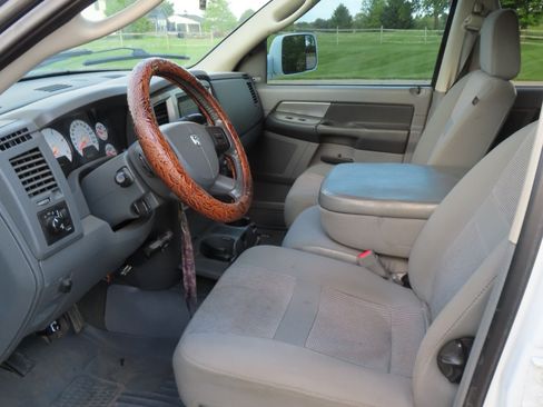 Used 2008 Dodge Ram 2500 Truck SLT w/ Popular Equipment Group AWD/4WD image 9