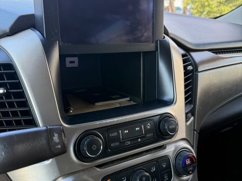 Used 2019 GMC Yukon XL Denali w/ Denali Ultimate Package image 8