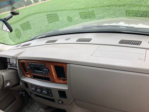 Used 2006 Dodge Ram 2500 Truck SLT w/ Quad Cab Big Horn Value Group AWD/4WD image 21