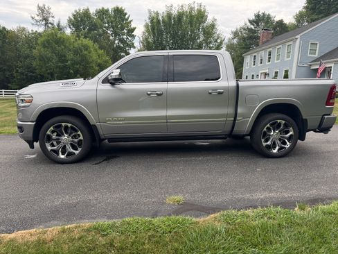 Used 2021 RAM 1500 Limited AWD/4WD image 4