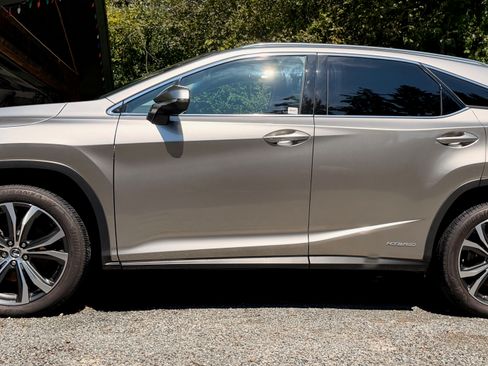 Used 2019 Lexus RX 450h AWD w/ Navigation Package image 1