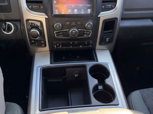 Used 2015 RAM 1500 Big Horn image 10