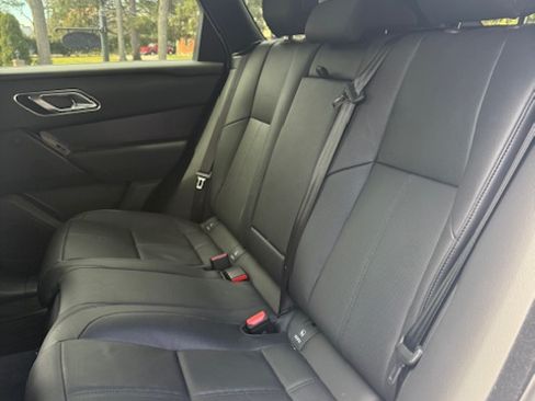 Used 2026 Land Rover Range Rover Velar Dynamic SE image 11