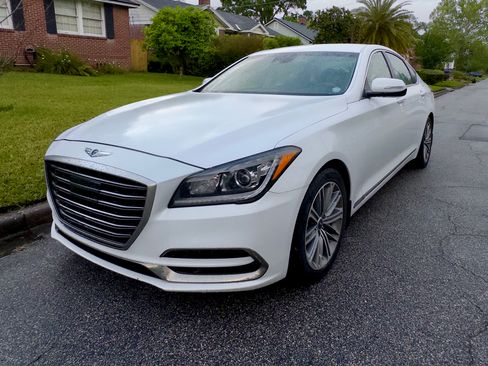 Used 2018 Genesis G80 3.8 image 7
