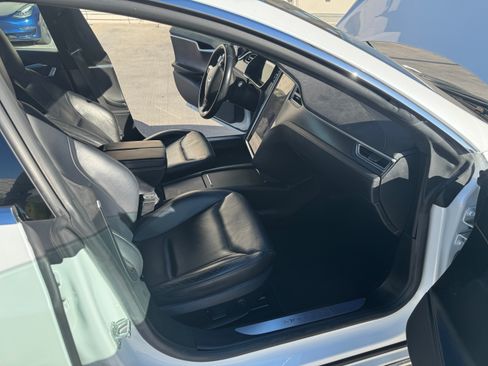 Used 2016 Tesla Model S P90D image 12