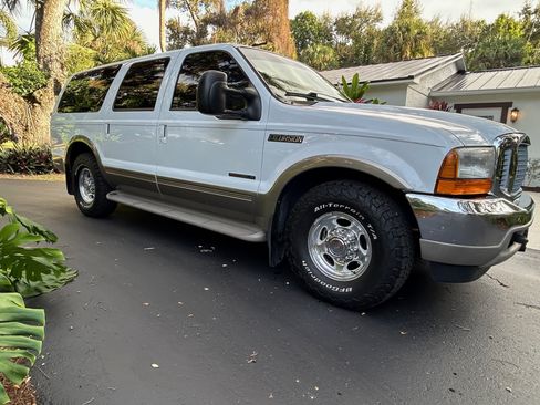 Used 2000 Ford Excursion Limited image 4