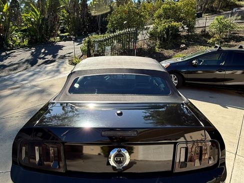 Used 2006 Ford Mustang GT Premium image 17