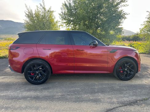 Used 2023 Land Rover Range Rover Sport SE Dynamic AWD/4WD image 8