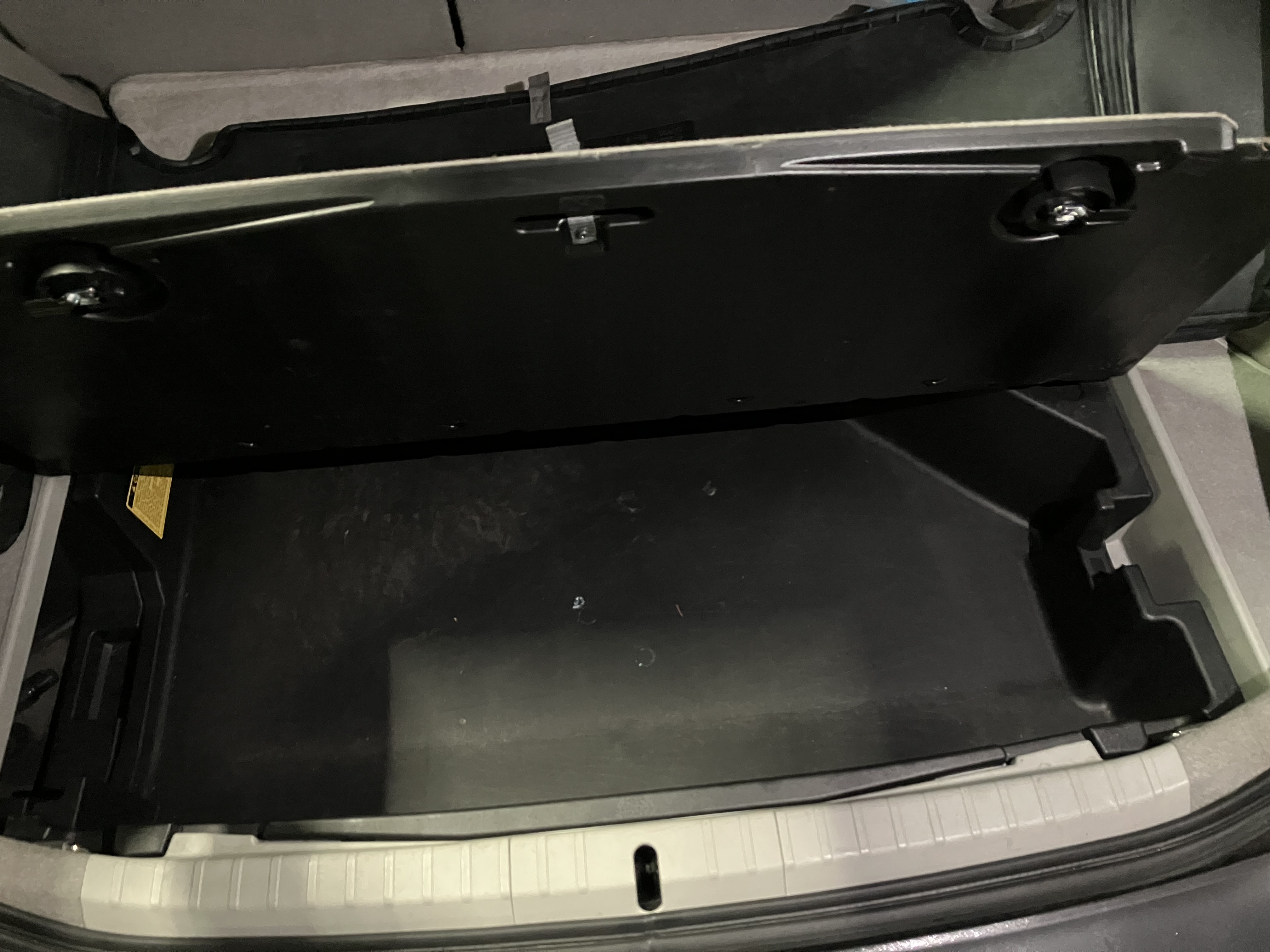 Used 2011 Toyota Prius Three w/ Navigation Pkg FWD image 26