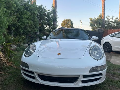 Used 2005 Porsche 911 Carrera image 4