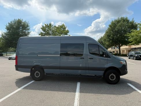 Used 2022 Mercedes-Benz Sprinter 2500 w/ Charging Package, Dashboard image 10
