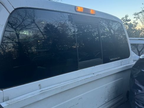 Used 2008 Ford F250 FX4 image 9