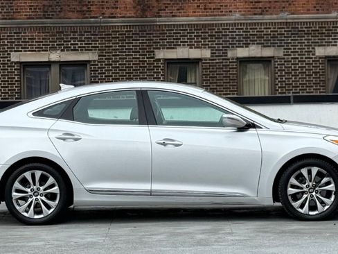 Used 2012 Hyundai Azera Sedan 4D image 6