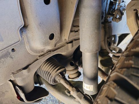 Used 1998 Lexus LX 470 4WD image 20