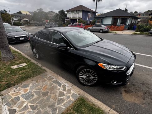 Used 2014 Ford Fusion Titanium image 27