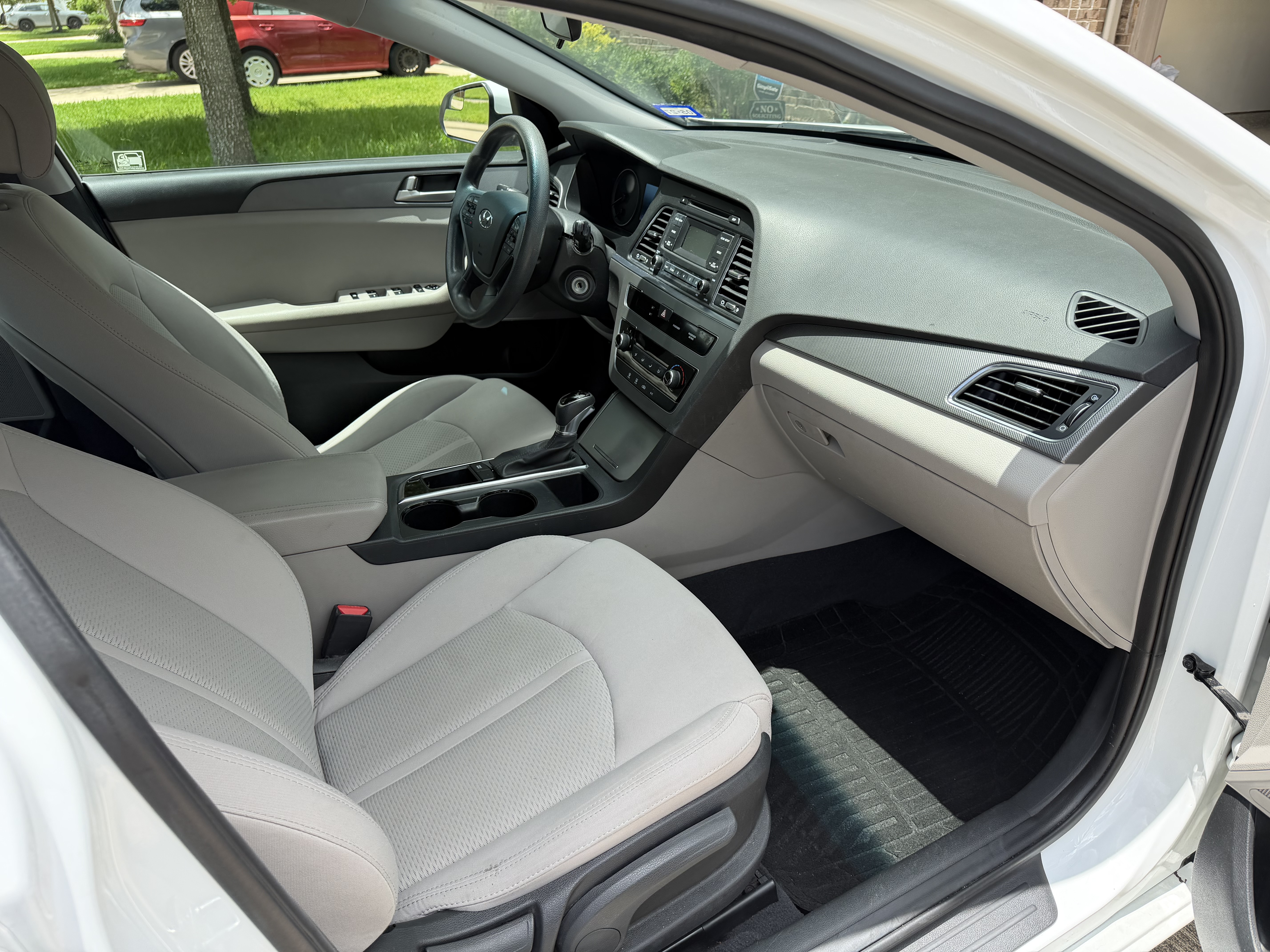 Used 2017 Hyundai Sonata SE FWD image 17
