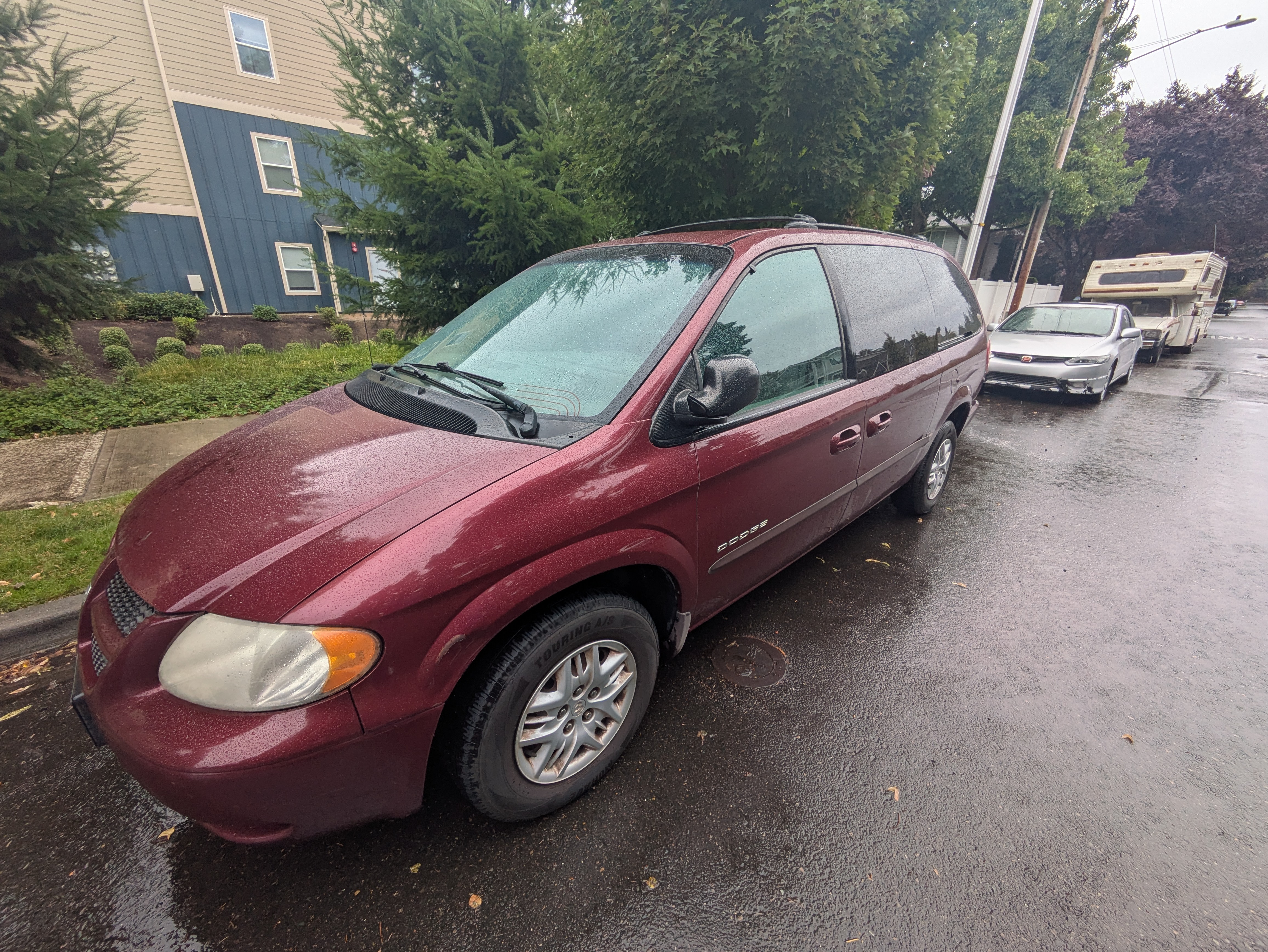 Used 2001 Dodge Grand Caravan Sport FWD image 1