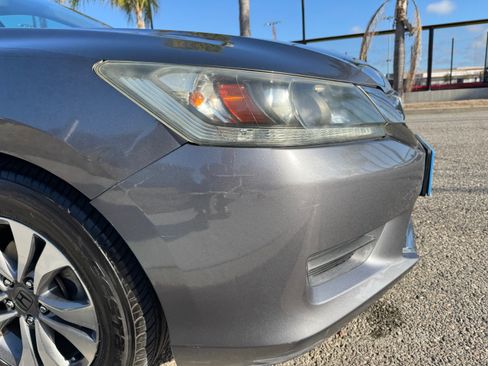 Used 2013 Honda Accord LX image 9