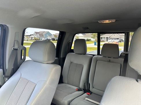 Used 2016 Ford F250 XLT w/ XLT Premium Package image 8