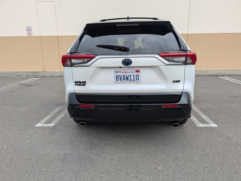 Used 2021 Toyota RAV4 XSE image 12