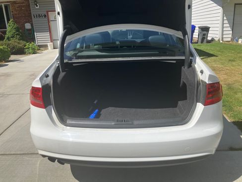 Used 2013 Audi A4 2.0T Premium w/ Convenience Pkg image 10