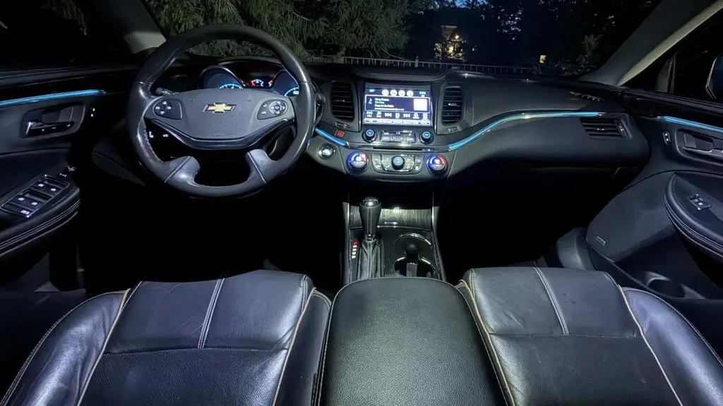 Used 2018 Chevrolet Impala Premier FWD image 10
